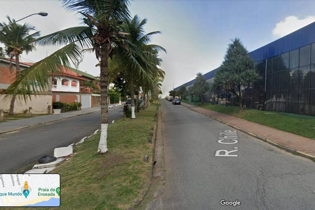 Apto Completo A 1 Quadra Da Praia Da Enseada. Guarujá Extérieur photo
